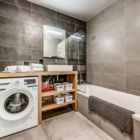 Apartment Les Terrasses De La Vanoise - 4 Pieces Pour 8 Personnes Mae-0314 *