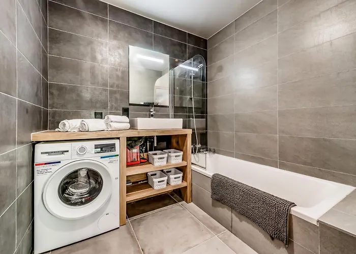 Apartment Les Terrasses De La Vanoise - 4 Pieces Pour 8 Personnes Mae-0314 *